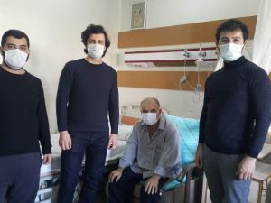 Kalp krizi geçiren hasta acil müdahale ile hayata tutundu