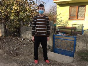 Covid-19’a yakalanan baba ve iki oğlu hayatını kaybetti