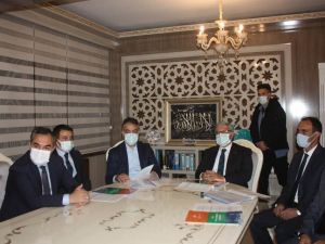 AK Parti Genel Başkan Yardımcısı Demiröz’den Ahlat’a ziyaret