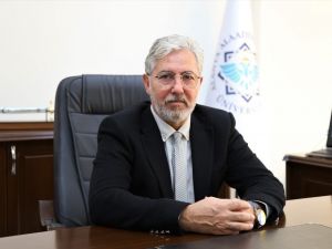 ’Karnım ağrıyor’ diyerek gittiği hastanede karnından 7 kiloluk kitle çıktı