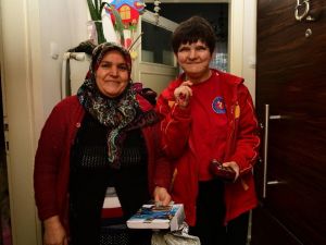 Mamak Belediyesi’nden engelli bireylere ziyaret