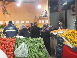 56 saatlik kısıtlama öncesi gıda sektöründe yoğunluk yaşandı