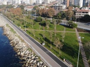 Kısıtlama sonrası Caddebostan Sahili ıssız kaldı