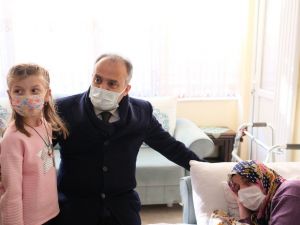 Bursa’da bir yılda 8 bin hastaya evde bakım hizmeti