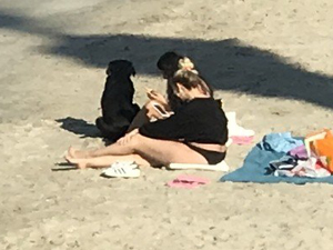 Turistlerin kısıtlamada deniz keyfi