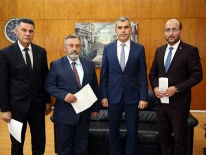 KKTC’de 3 Milletvekili Partilerinden istifa etti