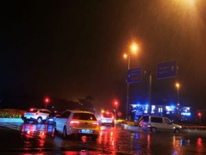 Marmaris’te sağanak yağış etkili oldu