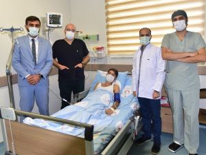 Ahlat’ta ilk defa kapalı karaciğer kist hidatik ameliyatı yapıldı