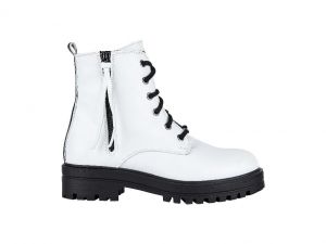 Tekstil ürünleri yüzde 50’ye varan indirimle satışa sunuldu