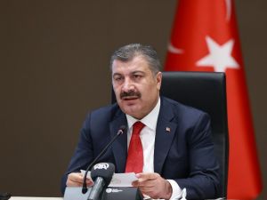 Sağlık Bakanı Koca: “Kademeli olarak şimdilik 50 milyon doz aşı gelecek”