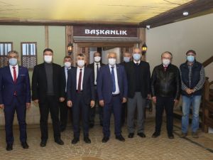 Rektör Uysal: "Ahmet Uluçay adıyla sempozyum ve film festivali düzenleyeceğiz"