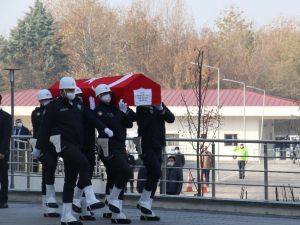 Şehit polis memuru Metin Gülmez son yolculuğuna uğurlandı