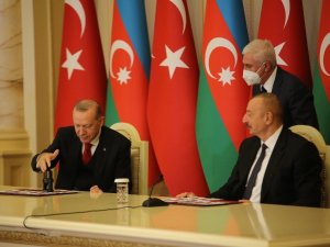 Türkiye ve Azerbaycan arasında bir dizi anlaşma imzalandı