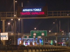 Avrasya Tüneli bakım çalışması nedeniyle trafiğe kapatıldı