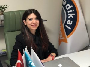 "Günümüz dünyasını, toplum ihtiyaçlarını incelemek geleceğin mesleklerini seçmek için şart"