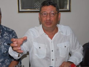 CHP İl Başkanı için ’kayıp ilanı’ veren Kalınomuz partiden ihraç edildi