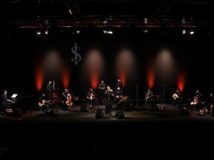 Melihat Gülses ile nostaljik buluşma