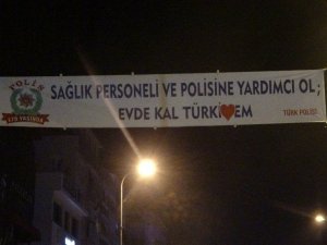 56 saatlik kısıtlamanın başlamasıyla sokaktaki vatandaşlara işlem yapıldı
