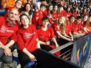 Robotik takımı öğrencilerinden online uluslararası organizasyon