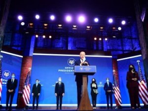 Seçilmiş başkan olarak görevi devir almaya hazırlanan Joe Biden yeni kabine üyelerini tanıttı.