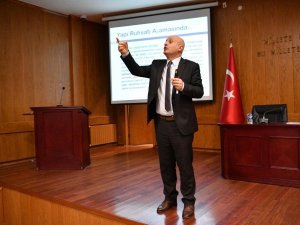 Mamak Belediyesi personeline imar mevzuatı hakkında bilgilendirme semineri