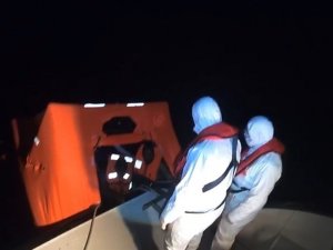 İçişleri Bakanlığı: "Yunan unsurlarınca Türk karasularına bırakılan 17 göçmen kurtarıldı"