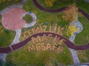 Sonbahardan dünyaya mesaj “Temizlik-Maske-Mesafe”