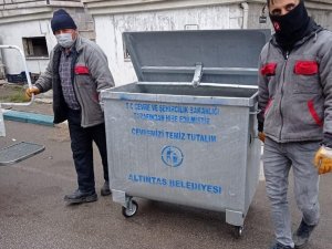 Altıntaş Belediyesine 50 adet çöp konteyneri