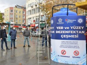 Sokaklarda dev dezenfektan çeşmeleri