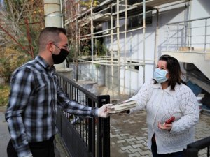 Kısıtlamalar kitap severlere engel olmadı