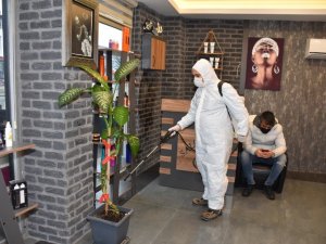 Erenler’de berberler dezenfekte ediliyor