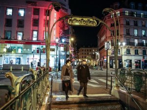 Fransa’da son 24 saatte 17 bin 615 yeni vaka