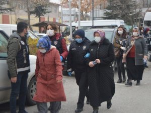 FETÖ’nün ’emniyet ablaları’na operasyon: 7 gözaltı