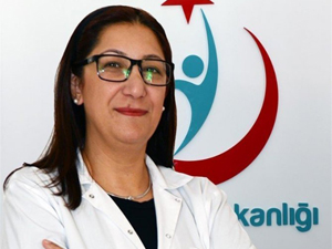 Hemşirelere " Ben salağım" yazdıran başhekim görevden alındı