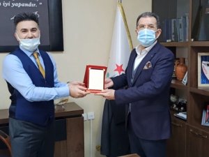 İşadamı Celep’ten Menemen Devlet Hastanesine solunum cihazı