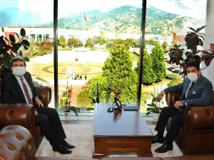 HSK Başmüfettişi Mustafa Güntin Rektör Aldemir’i ziyaret etti