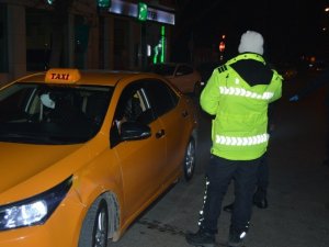 Afyonkarahisar’da sokağa kısıtlaması başladı