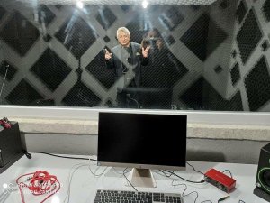 Çeşme’deki okulda kayıt stüdyosu ve müzik atölyesi açıldı