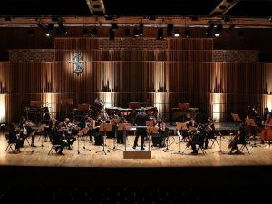 İş Sanat, yeni yılın gelişini “Yine de Güzeldir Yaşamak” konseriyle kutlayacak