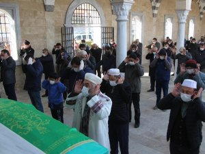 Sevilen pastaneci son yolculuğuna uğurlandı