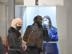 Londra’dan gelen yolculara PCR testi