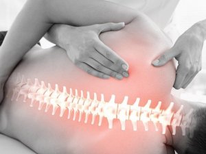 Bel fıtığı yaşam kalitesini olumsuz etkiliyor