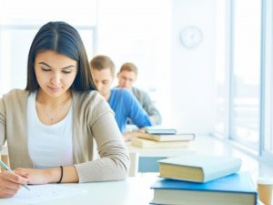 Yüksek öğretime kayıtlı öğrenci sayısı 8 milyona yaklaştı