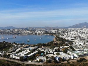 Yılbaşını evde geçirmek istemeyenler Bodrum’a akın ediyor