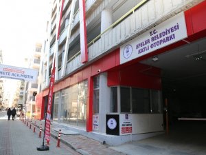 Vatandaşlar kapalı otoparktan memnun