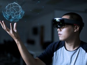 Lise öğrencisi tasarladı, uzaktan eğitim hologram oldu