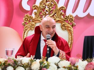 Keçiören Belediyesi’nden 4 bin 908 çiftle "evet" rekoru