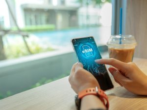 SIM kartın yerine kullanılacak eSIM 2021 yılında hayata geçiyor