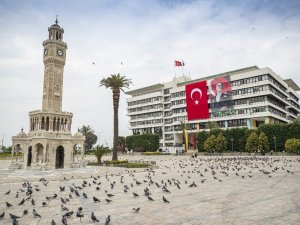 Egeli ihracatçılardan, İzmir Büyükşehir Belediyesi ve Konak Belediyesi Kemeraltı Çarşısına taşınsın çağrısı