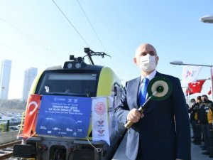 Bakan Karaismailoğlu: "Asya ve Avrupa arasında demiryolu yük taşımacılığı alanında yeni bir çağ başladı"